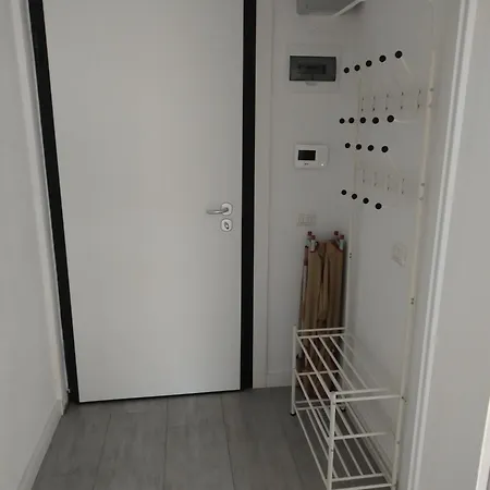Apartment Garsoniera Electroputere Mall Craiova